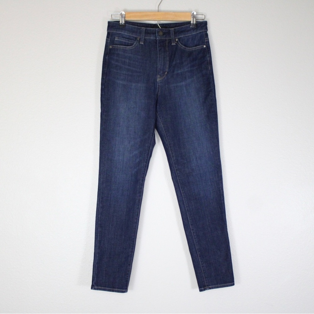 Uniqlo Skinny Tapered High Rise Jeans Dark Wash